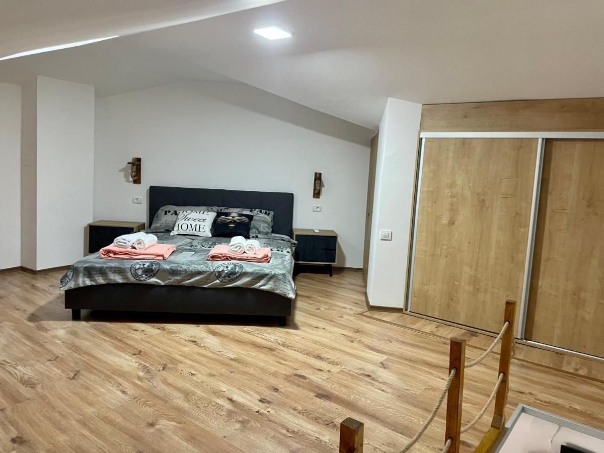 Gallery City Center Apartment Skopie Exterior foto